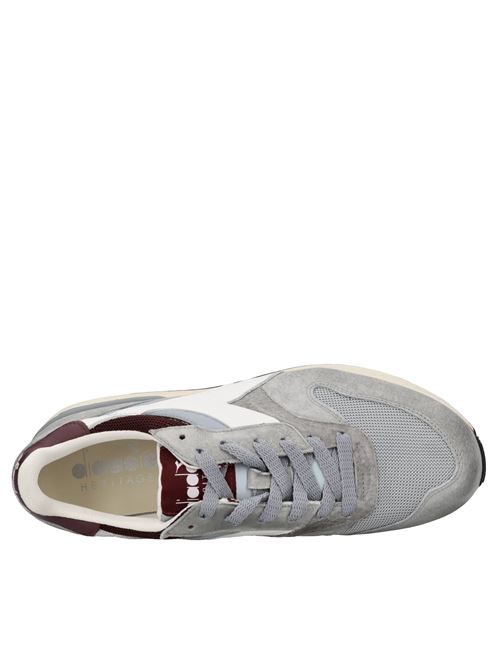 Sneakers in camoscio e tessuto DIADORA HERITAGE | CONQUEST PIGSKIN SWGRIGIO-BORDEAUX-BIANCO